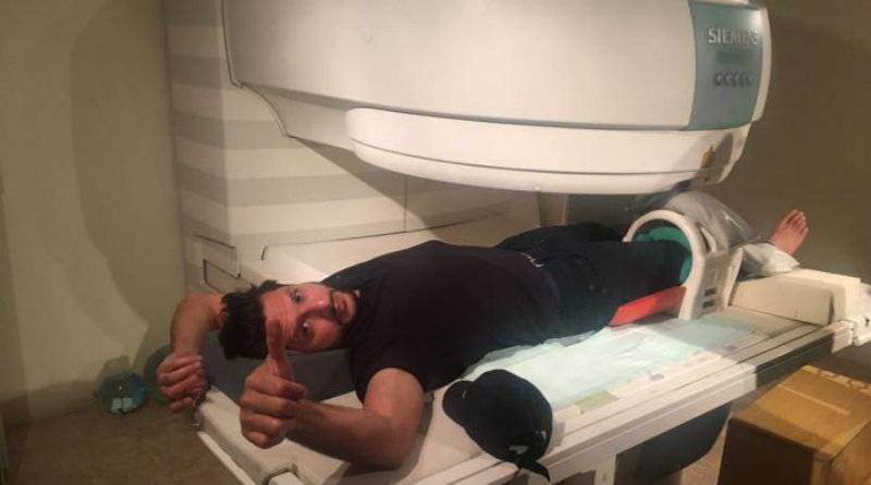Shahid Afridi unlikely for group stages of National T20 after MRI reveals tear knee