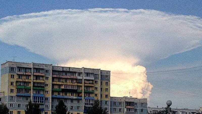 Massive mushroom cloud sparks 'nuclear attack' fears in Russia