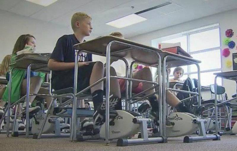Maths teacher ‘solves the problem’ by installing cycling machines under students’ desks