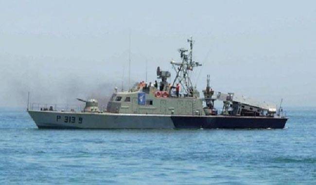 Iranian naval ships reach Karachi port for PASSEX exercise