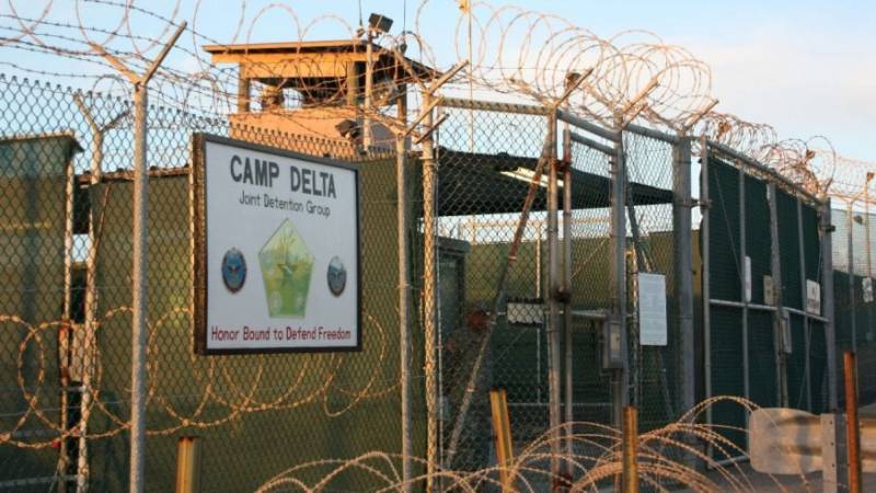 Hurricane Matthew: Employees evacuated from Guantanamo but no prisoner moved