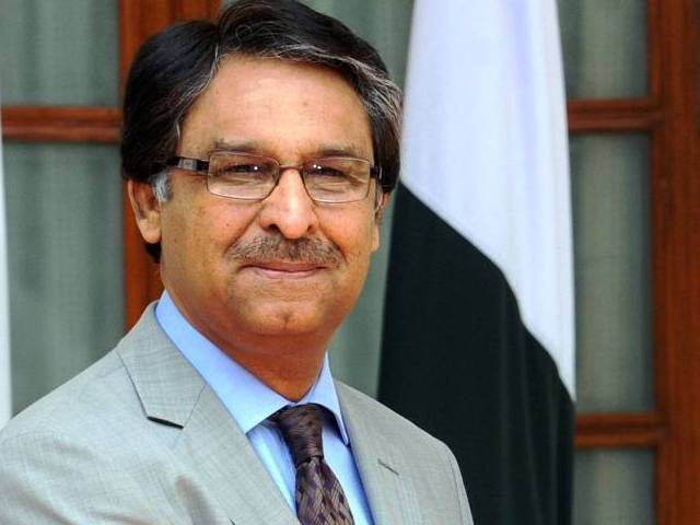 Pakistan’s Ambassador Jilani hands over dossier on Indian brutalities to US State Dept