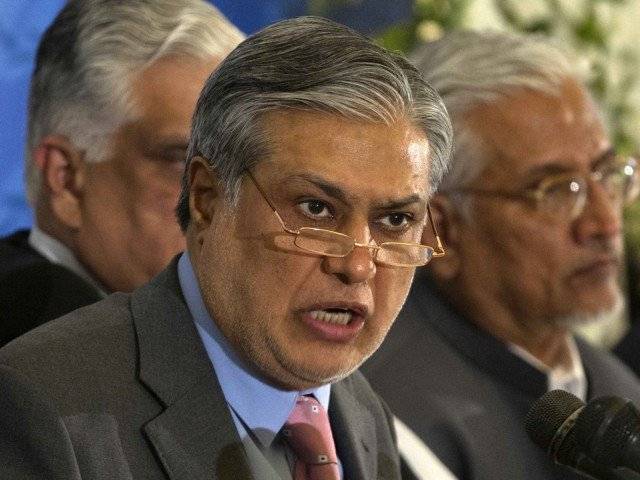 Dar hails growing economy as Pakistan issues $1 billion sukuk bond