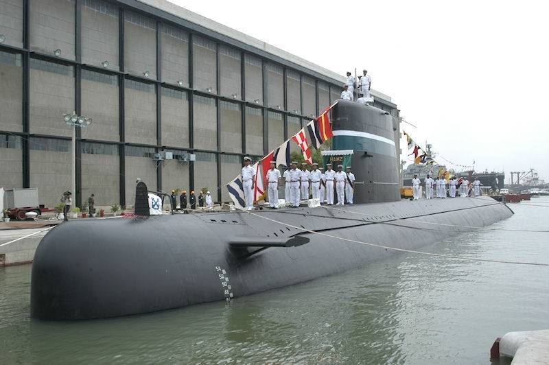 Pakistan to get eight stealth attack submarines from China