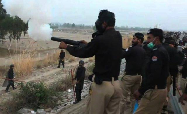 Two PTI workers die amid police shelling in Peshawar