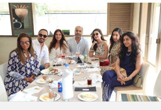 Socialites at Fashion Pakistan Week '16 snap pictures at brunch