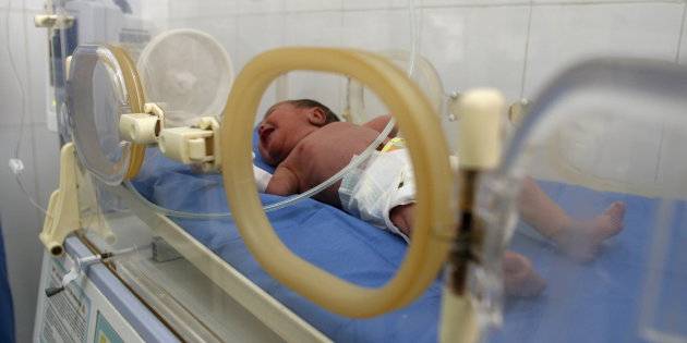 Newborn dies after Indian hospital denies to take Rs 500 and Rs 1000 notes