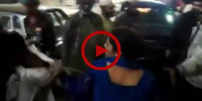 Eve teasing boy gets thrashed by valiant lady in Gujranwala