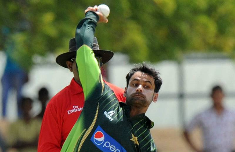 ICC allows Mohammad Hafeez to bowl in international cricket