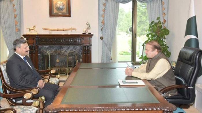 PM holds farewell meeting with former DG ISI Lt Gen Rizwan Akhtar