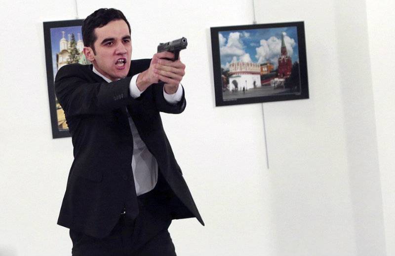 Turkish cop who assassinated the Russian ambassador could be a Gulanist