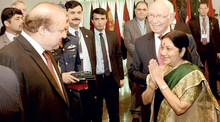 PM Nawaz writes letter to Indian EAM Sushma Swaraj, wishes her speedy recovery