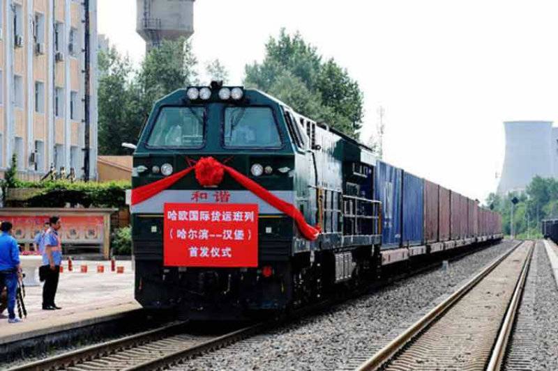 China launches direct rail freight service to London