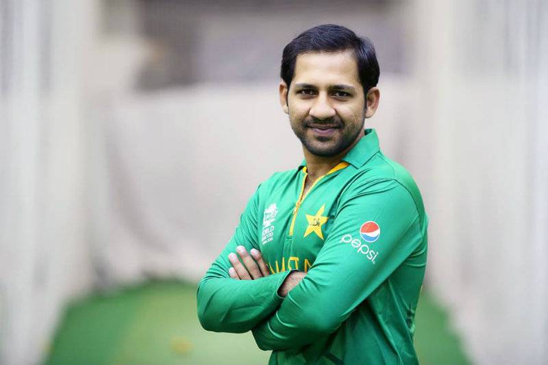 Pak-Australia ODI series: Sarfraz Ahmed flies back home after mother falls ill