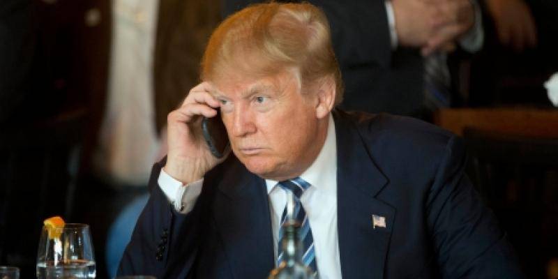 Donald Trump ditches his android phone for a Secret Service-approved Presidential iPhone