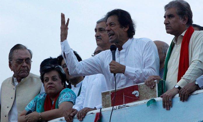 Kasur rally: Imran Khan slams PM Nawaz over poor healthcare, Rs12b publicity campaign