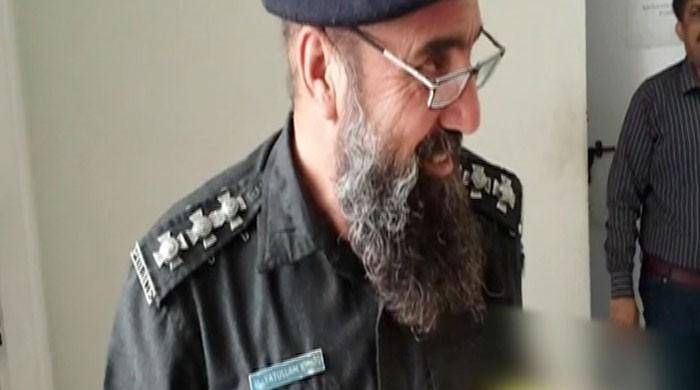 Karachi cop brings explosive material to court in GHEE tin