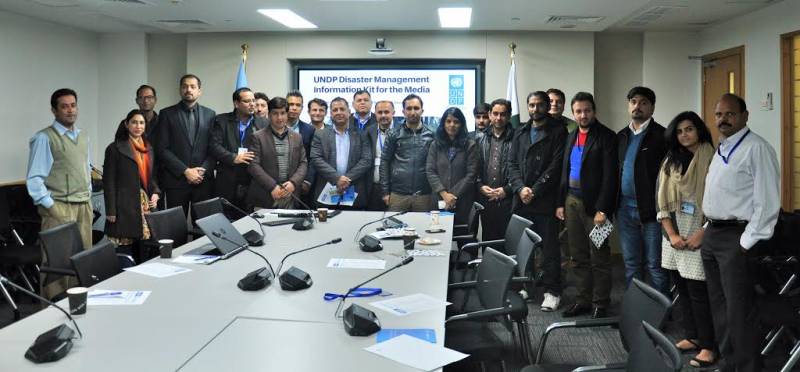UNDP gives Disaster Management Information Kit to Pakistani media
