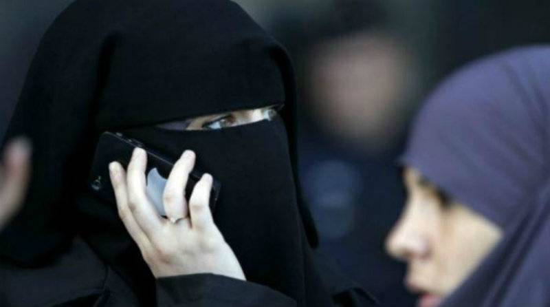 Austria to ban Islamic full-face veil in public places