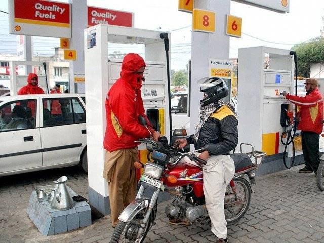 Ogra proposes increase of Rs 1.91/litre in petrol price