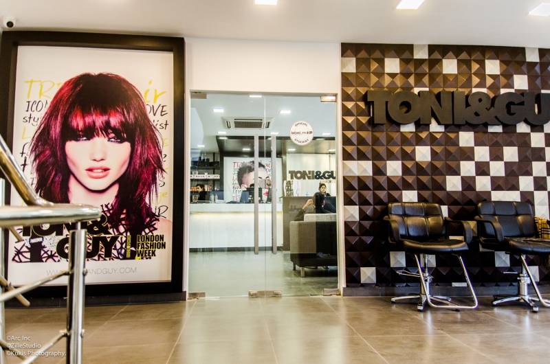 Toni & Guy's massive launch, featuring complimentary services to customers: Review