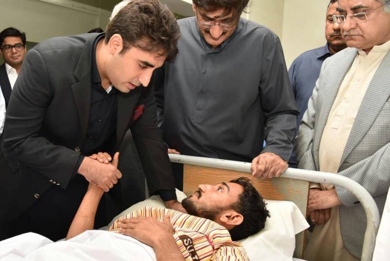 Bilawal slams Nisar Ali Khan for failing to implement NAP as he inquires after injured of Sehwan blast