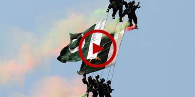 Have a look at spellbinding performances by Pakistani forces during Pakistan Day parade