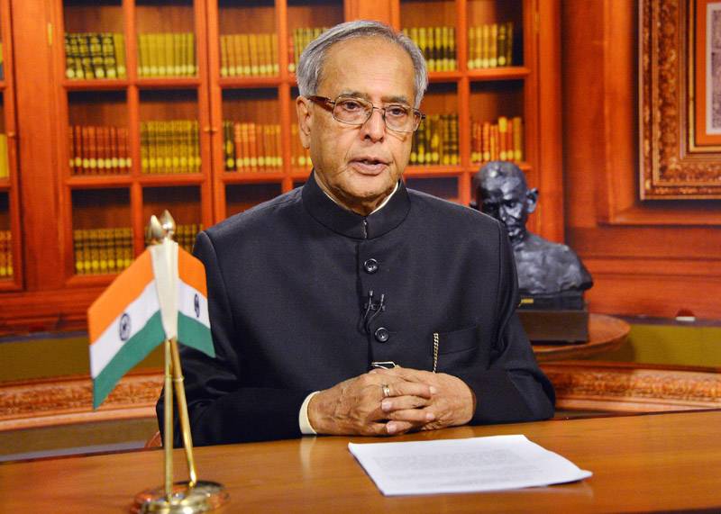 Indian President Pranab Mukherjee extends greetings to Pakistanis on national day