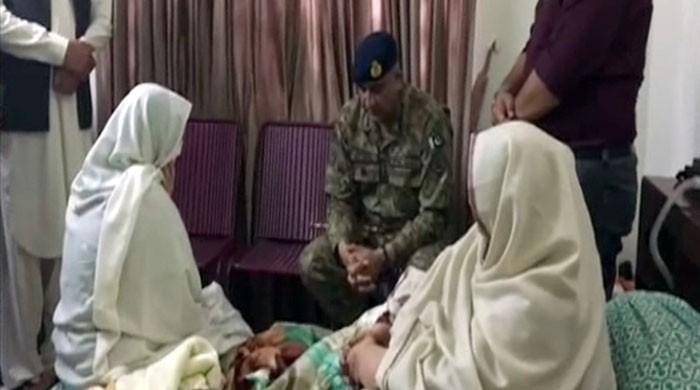 COAS Gen Bajwa visits family of martyred Maj Mudassar
