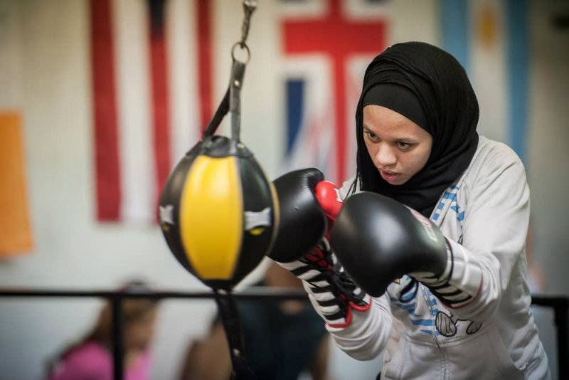 Muslim-American teen boxer wins right to fight in hijab