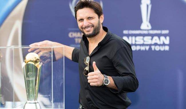 Who is a better captain Imran Khan or Misbah, Afridi tells media