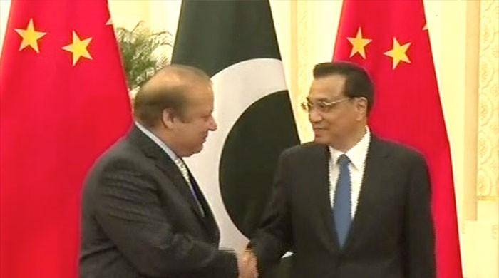 PM Nawaz meets Chinese counterpart, expresses support for One Belt One Road Initiative
