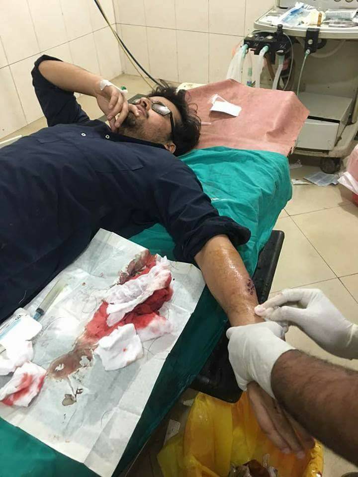 Lahore: Doctor receives over a dozen stitches after ruthless assault by patient's attendant