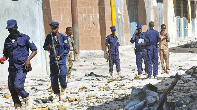 Twin attacks leave 17 dead in Somalia