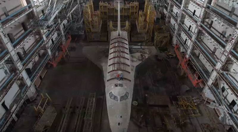 YouTubers capture footage of Soviet space shuttles