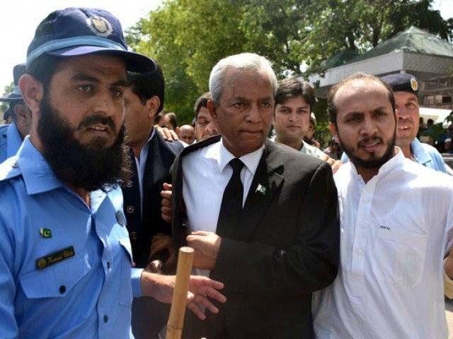 Threatening speech case: Nehal Hashmi charged with contempt of court