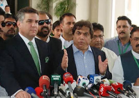 Hanif Abbasi seeks suo moto notice for investigation into Gulalai's allegations