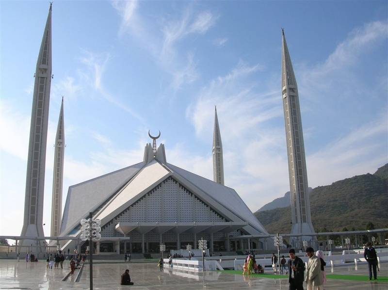 Faisal Mosque imam directed to refrain from speaking on political issues
