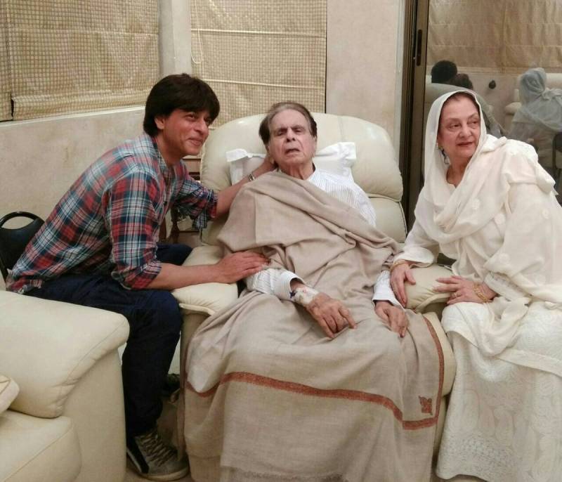 Shah Rukh Khan visits legendary Dilip Kumar