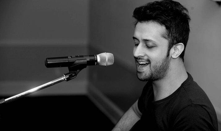 Atif Aslam to sing 'Mithe Alo', his first Bengali song ever!