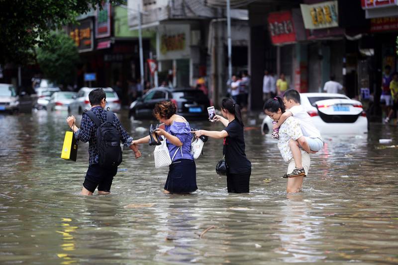 16 dead, 27,000 evacuated as Typhoon Hato leaves deadly trail in Macau, south China (VIDEO + PHOTOS)