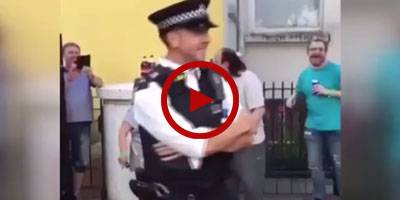Police officer shows impressive dance moves in London