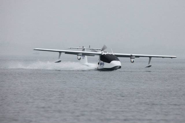 China unveils world’s first amphibious drone