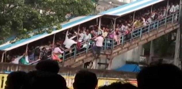 22 commuters killed in stampede near Mumbai's railway station