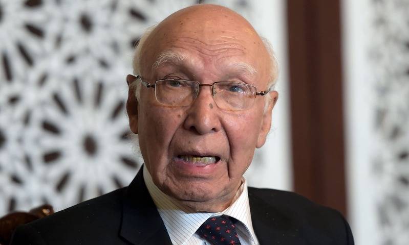 Sartaj Aziz for effective strategy to tackle 'man-made disasters'
