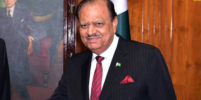 No dams, hospitals constructed in 4 years, President Mamnoon censures PML-N govt in explosive speech