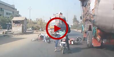 Bikers survive horrible accident in Karachi