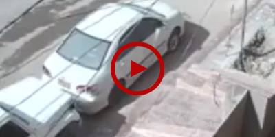 CCTV footage shows armed robbers on looting spree in Karachi