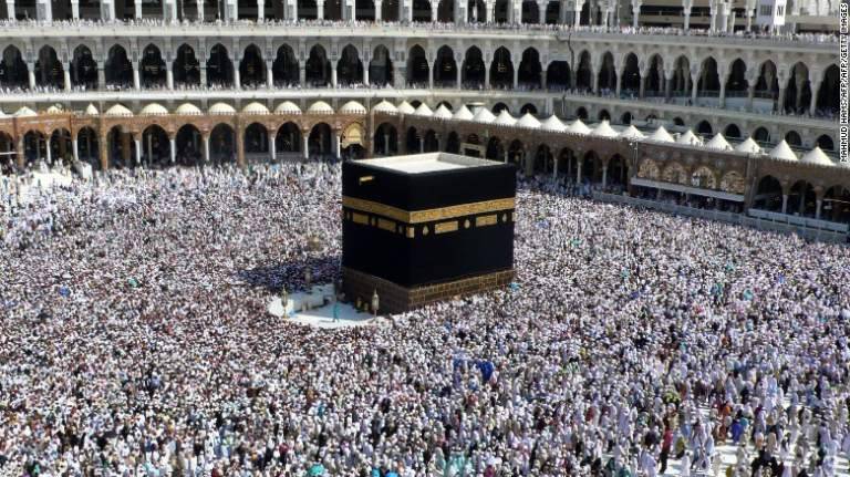 Pakistan ranks first in illegal overstayers' list after Umrah