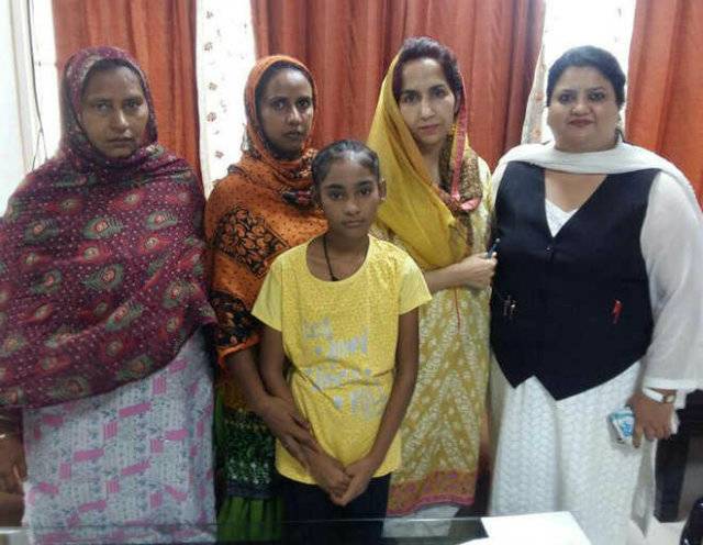 Pakistani sisters reach home after 10 years of imprisonment in India